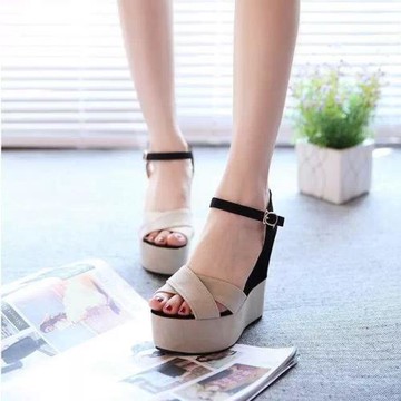 2024夏季新款女涼鞋高跟坡跟拼色女鞋子英倫松糕厚底防水臺羅馬鞋