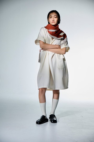 大口袋短袖洋裝