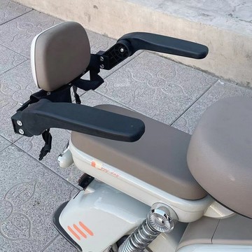 【簡禾家居】台灣出貨  可折疊 電動車兒童後置座椅 安全護欄 寶寶 防摔 可陞降 防水 可旋轉