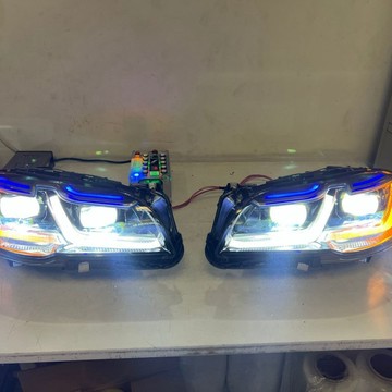 (質量保固）11-17款BMW 5系F10 /F18 升級新款雙L藍眉大燈總成全LED大燈總成
