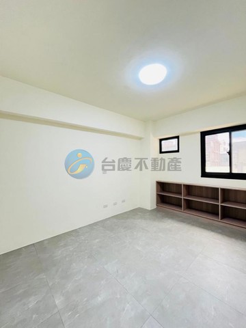 中壢體育園區中原商圈稀有2房華廈｜桃園市中壢區福州路