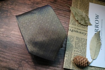 卡其色荊棘花紋真絲領帶寬度支持定制