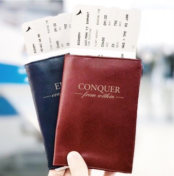 【客製化文字】 燙金人名 皮質 護照夾 護照套 刻字