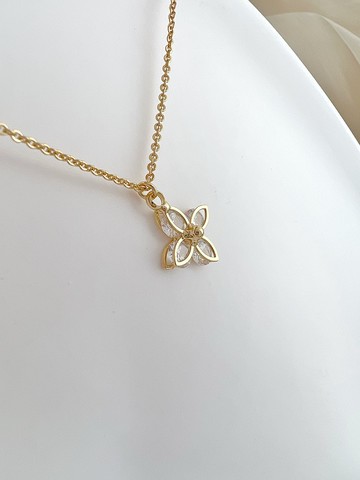 【精緻禮盒】十字花鋯石項鍊 18KGF－綻放 #輕珠寶 日系 春天