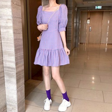 夏季新款泡泡袖氣質方領格子連衣裙女修身顯瘦收腰chic超仙長裙子