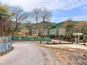 霧峰風水寶地地靈人傑臨路大車進出方便 可倉廠房土地｜台中市霧峰區萊園段