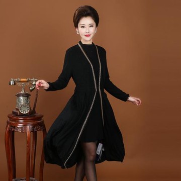 高貴秋冬新款中年女裝大碼外披風衣外套媽媽裝寬松高檔開衫披肩