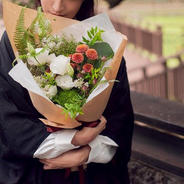 森林系鮮花花束－草本木質調 | 可客製 | 畢業花束 | 外拍捧花
