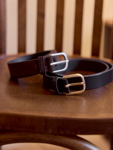 極簡霧面金釦皮帶