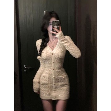 純欲顯瘦氣質高級感顯瘦針織短裙女秋冬設計感修身內搭毛衣連衣裙