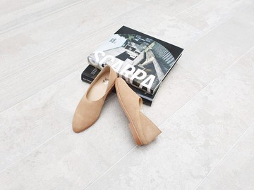 【小精靈】防潑水精靈便鞋_奶茶