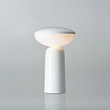 Pinot 移動式防水餐桌燈（白 / 紅 / 古銅) 甘酒白