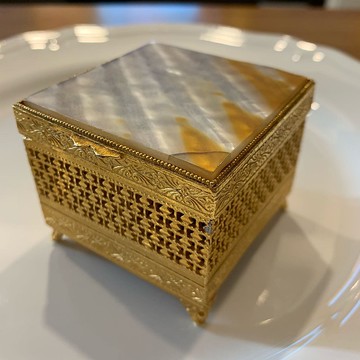 Vintage Florenza 仿貝殼珠寶盒、飾品盒