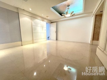 永信登峰鋼骨宅｜雙捷運五福學區｜三房＋平車｜高雄市新興區五福一路