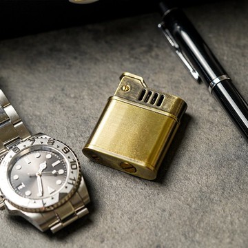 【FREED】復古刷舊金色拉絲銅殼煤油打火機 客製化禮物 刻字 現貨