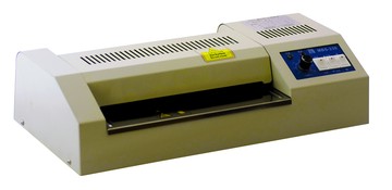 MBS-230 A4 鐵殼護貝機(4滾輪)