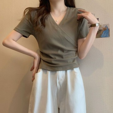 女裝上衣交叉V領顯瘦短袖上衣 顯瘦上衣 衣服 夏天女裝 短闆上衣 短版t恤 女裝 短袖t恤女