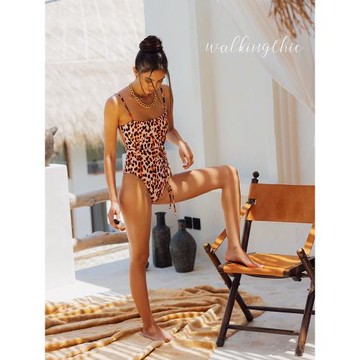 walkingChic度假連體泳衣女性感網紅風保守遮肚顯瘦微胖溫泉泳裝