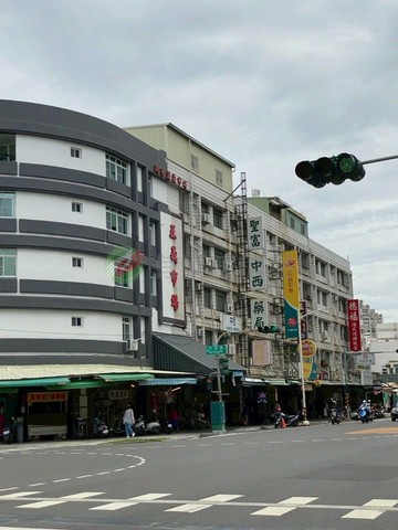 苓雅區正義路上收租金店面1+2{2樓可獨立進出}｜高雄市苓雅區正義路