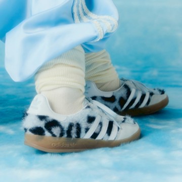 ATMOS PINK X ADIDAS GAZELLE INDOOR 淺藍豹紋 毛絨 “TRINITY LEOPARD/BLUE” JS4598