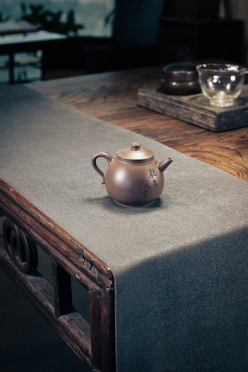 送禮紫砂壺茶壺明式龙旦   青段 180ml 刘素素 向白刻  古朴的情