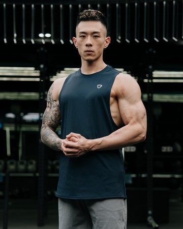 Joined AdaptLite 剪袖背心【黑】【米白】【深藍】