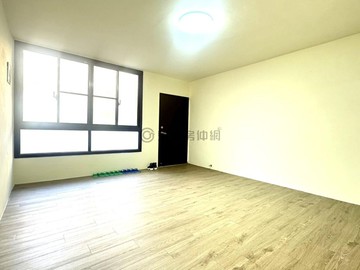 水湳經貿十四期｜衛道中學｜8米活路｜門前停車｜台中市北屯區平德路