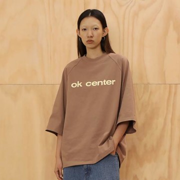 OK CENTER標準標 煙卡其澀質地 9分袖 TEE 打底寬松基礎純棉 重磅