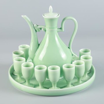 小酒杯 白酒家用陶瓷酒壺小酒盅高腳杯分酒器一兩烈酒杯小號套裝