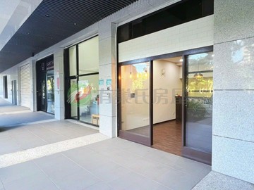 稀有宏普樂高挑高六米金店面+平車｜新北市淡水區新市二路一段