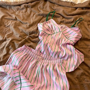 韓繫條紋拼色冰絲吊帶短褲睡衣女夏季純欲少女ins可外穿兩件套裝女生睡衣居家睡衣睡衣套裝女生睡衣韓國居家服
