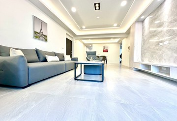 北高核心*巨蛋瑞豐商圈*雙主臥電梯四房+車位｜高雄市鼓山區華泰路