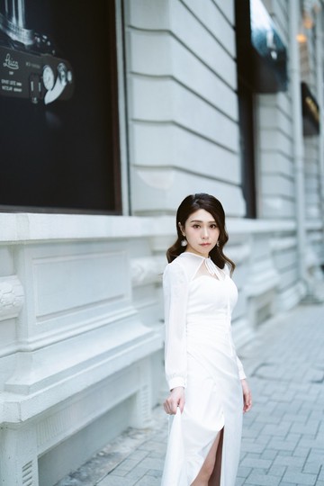 WhiteLits香港自家設計輕婚紗