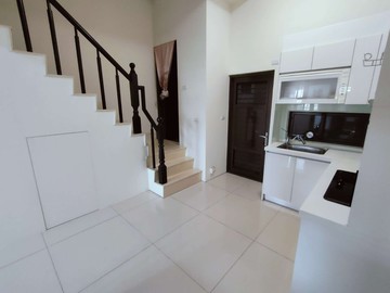 清水墅幸福輕屋齡邊間臨路視野好透天｜台中市清水區中社路