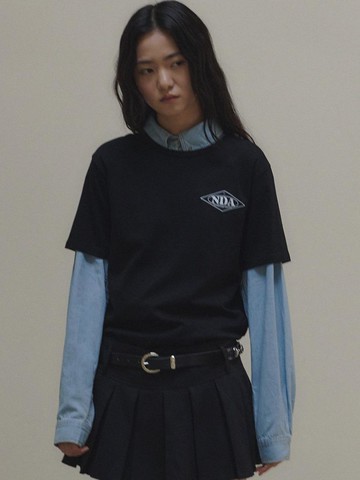 Girl 1 / 2 T - shirts
