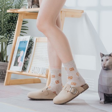 【復古文青】MIT舒適女拖鞋。真皮。杏霧沙8310