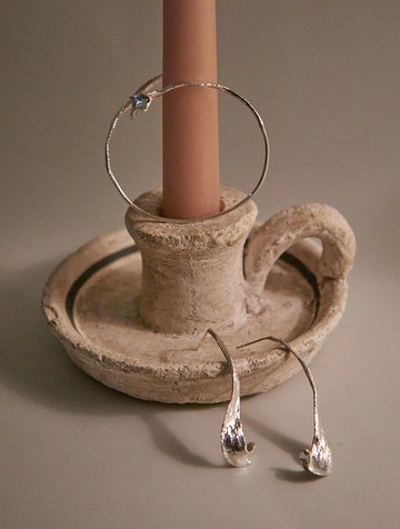 靜日隱光 捲蕨繞式手環