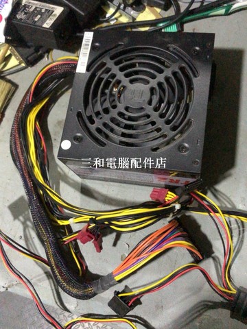 TT TR2-500 標準版 400W 台式機電源 24+（4+4）針 接口完整 測試良好【三和電腦配件店】