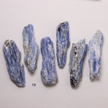 藍色小精靈 |藍晶石原礦  六入組合 切斷負面能量索  水晶療癒 水晶排列 動物溝通課使用 3CT24-13