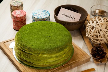 宇治抹茶千層蛋糕  附盤叉組與造型蠟燭