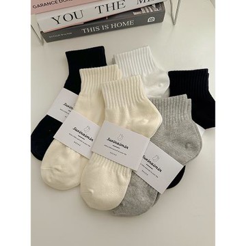 堅果媽咪 白色運動襪子女中筒襪春秋夏季棉襪舒適簡約黑色短襪男