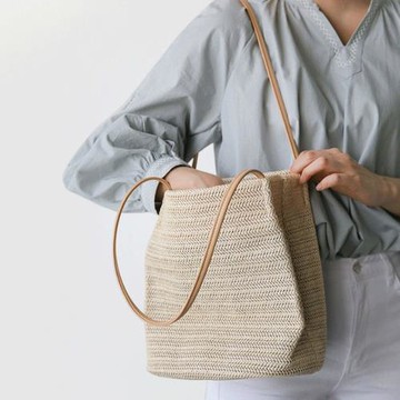 原創設計ins草編包新款韓國休閑編織百搭水桶包手提單肩女包出游