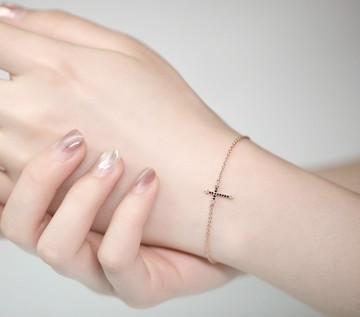 【黑鑽石系列】純18K玫瑰金復古十字架黑鑽石手鏈 訂製設計 B032