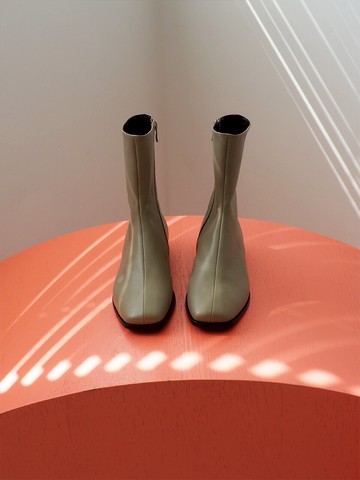 REHEE Ankle Boots (Dark Beige) / HD214-205D