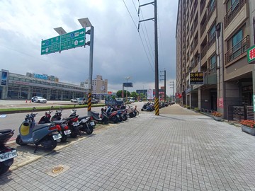 中園路大樓-10米大面寬店面｜桃園市中壢區中園路