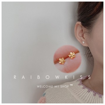 梨花HaNA 平常上班睡覺不用摘系列． 925銀針甜美小櫻花迷你耳環