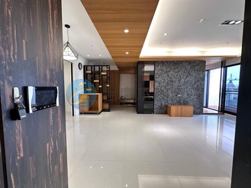 隆大鳳凰會豪邸|雙主臥格局.行情釋出|景觀戶｜高雄市鼓山區青海路