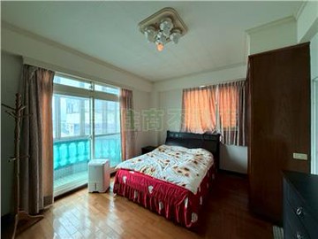 逸園景觀大空間六房車｜桃園市龍潭區民族路