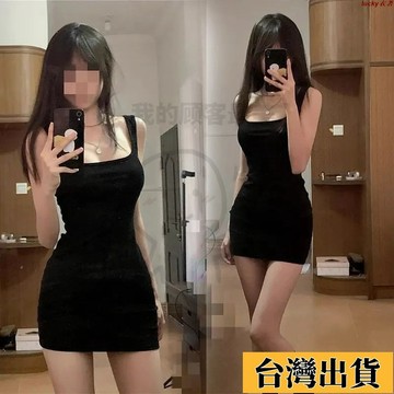 ⚡免運🌸時尚女裝⚡女裝連衣裙 修身顯瘦連衣裙 吊帶連衣裙子女春秋新款早春裝黑色背心裙辣妹收腰包臀短裙