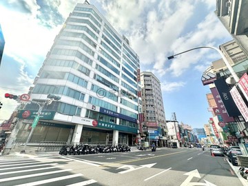三重國小捷運正義北路｜住家/商辦兩用+雙車位｜新北市三重區正義北路